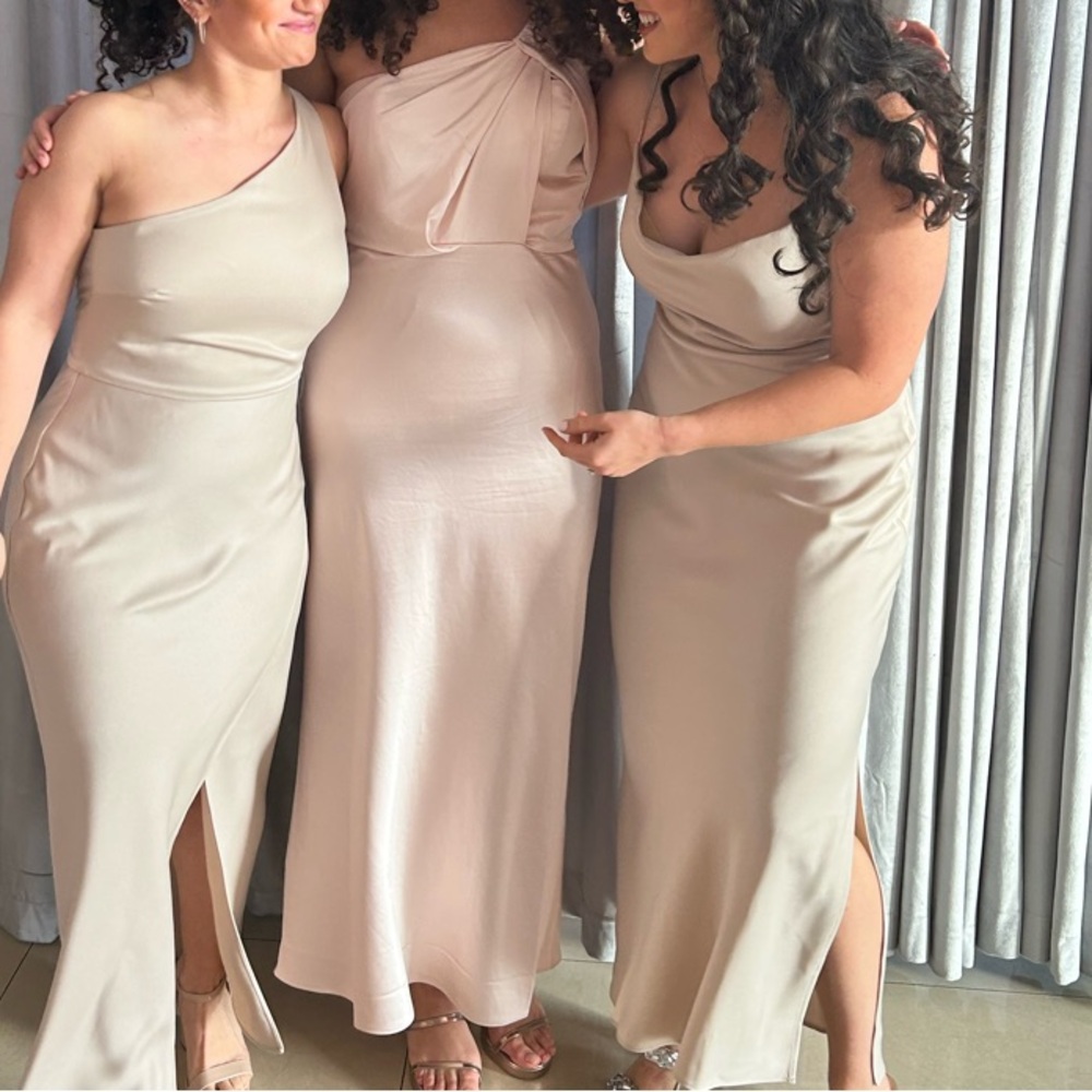 Elegant Beige One-Shoulder Dress
